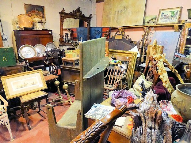 Garth's Antiques & Auction Gallery-彭萨科拉必去景点