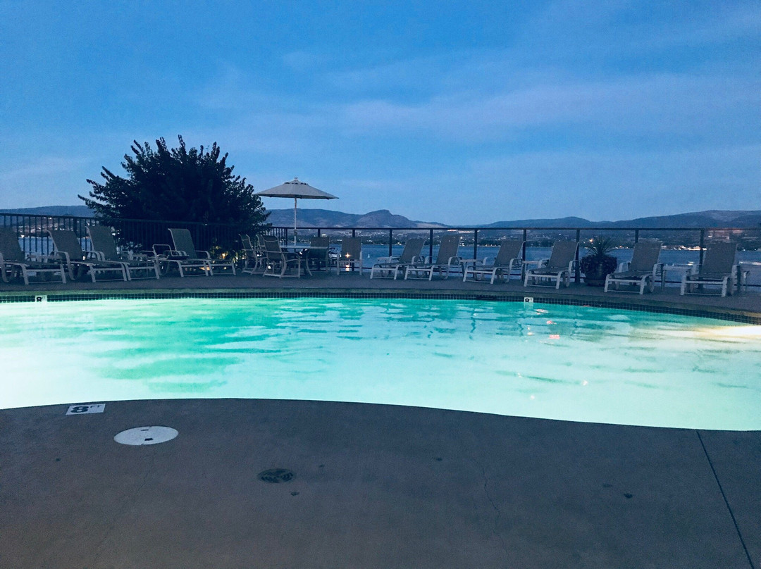 Casa Loma Lakeshore Resort主图