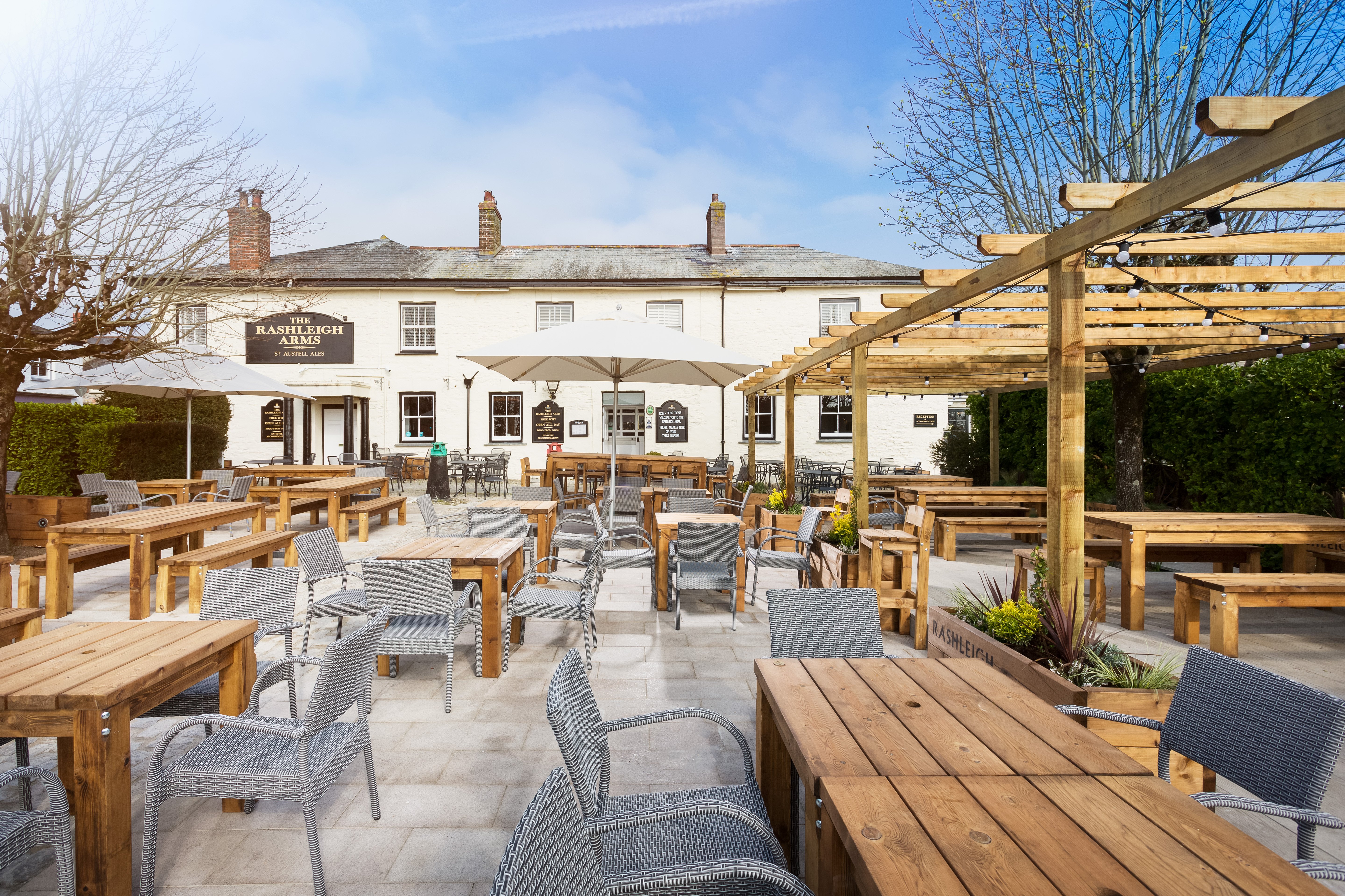 Rashleigh Arms Hotel-官方