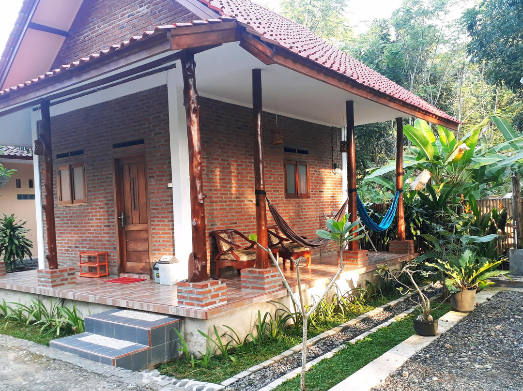 Ragha Homestay Batukaras