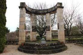 Monument Aux Morts Des Combats Du 21 Juin 1944.