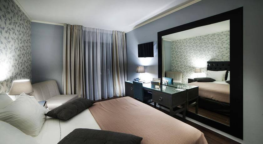 Theasis Hotel Paramythia主图