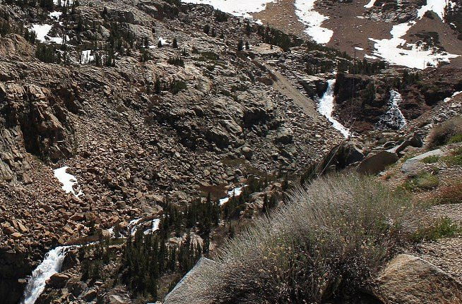 Lee Vining Falls-利韦宁必去景点