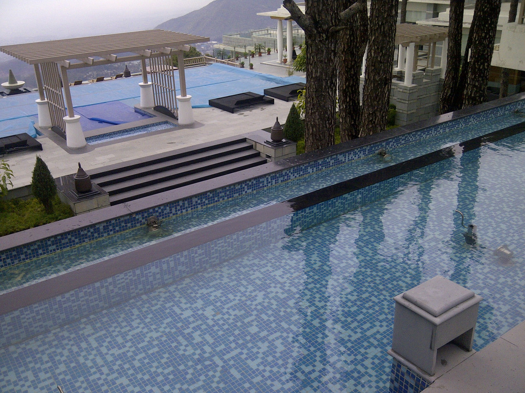 莫克沙喜马拉雅温泉渡假村主图