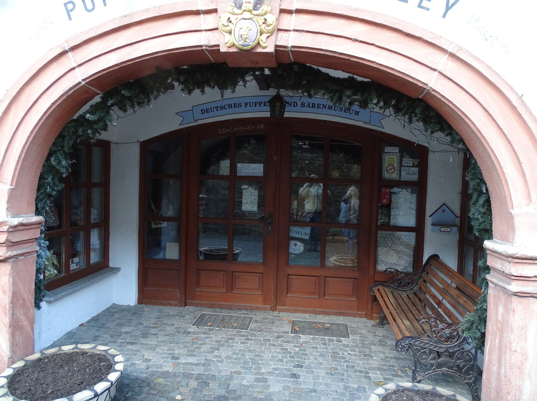 Deutsches Puppen- und Bärenmuseum-圣戈阿尔必去景点