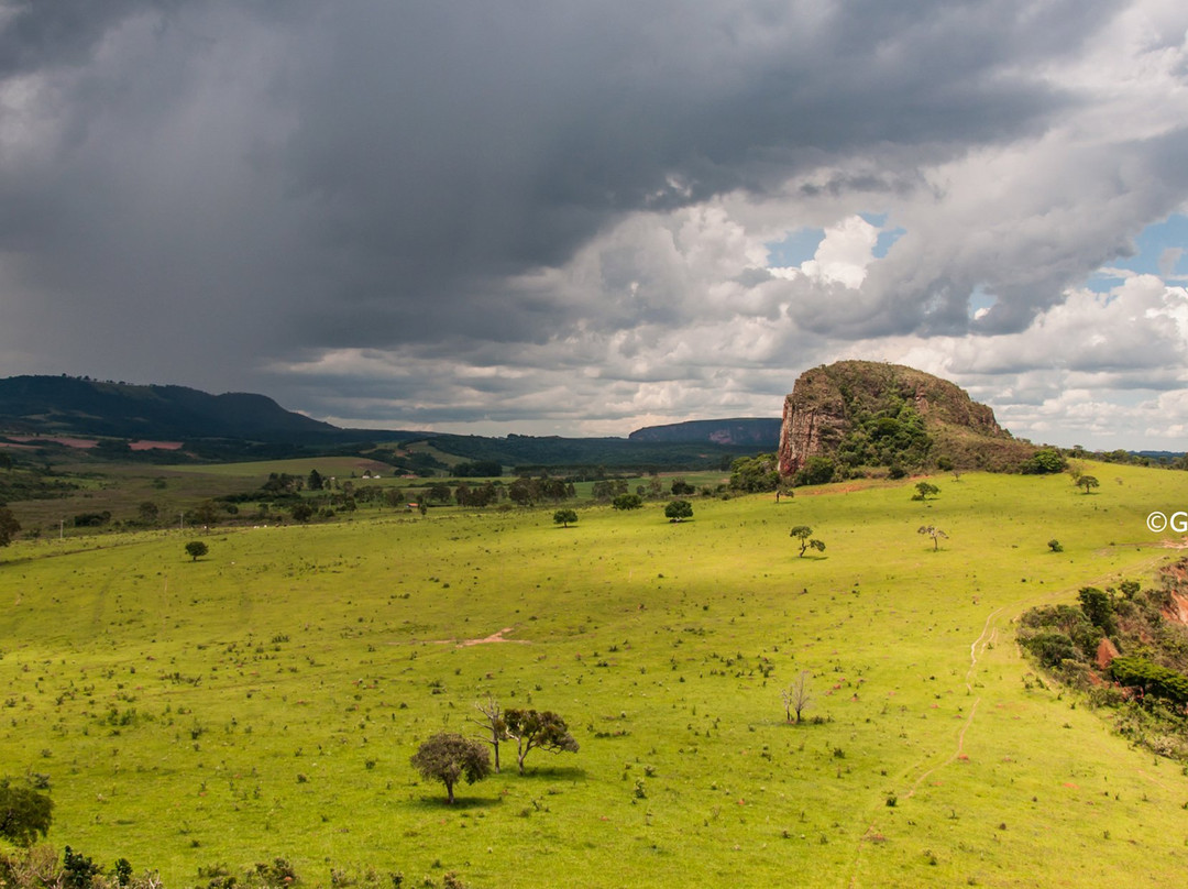 Morro dos Dois Irmãos-Monte Santo De Minas必去景点