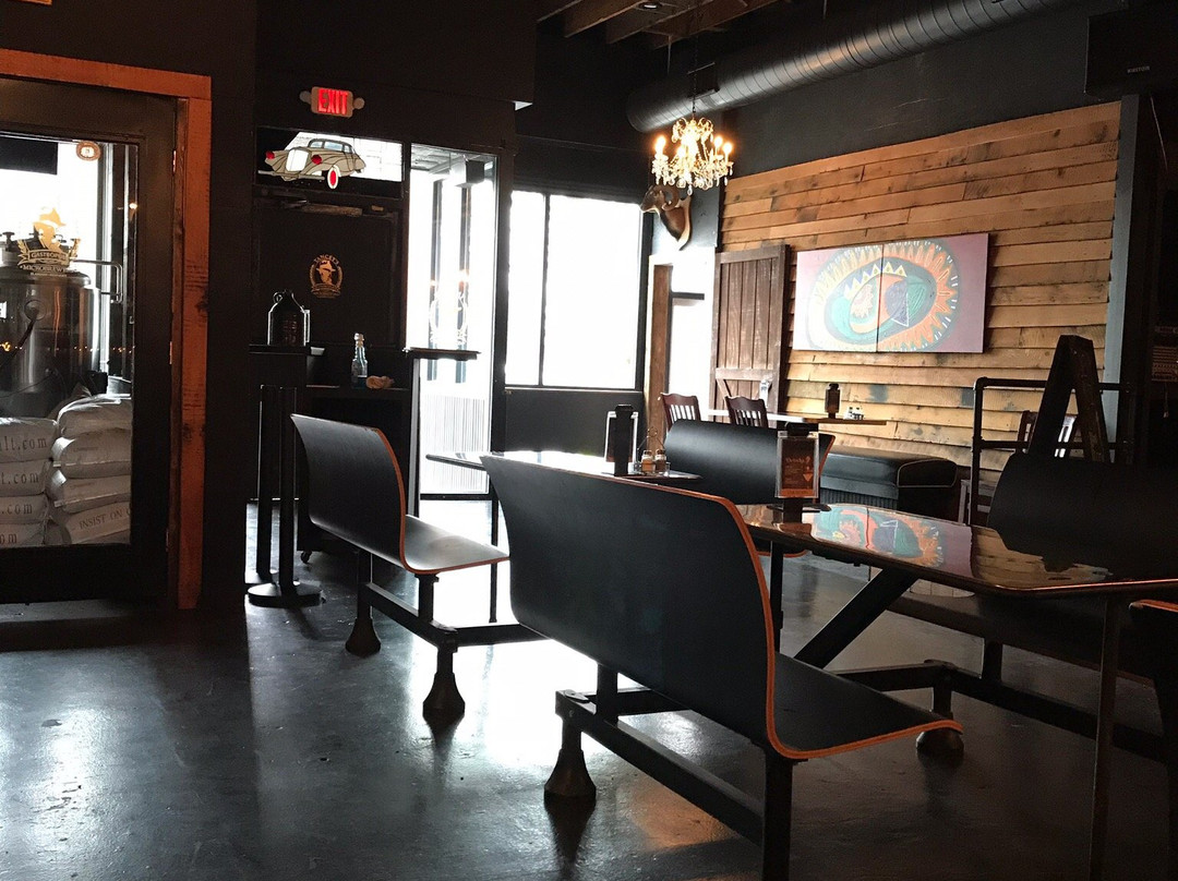 Yancey's Gastropub & Brewery