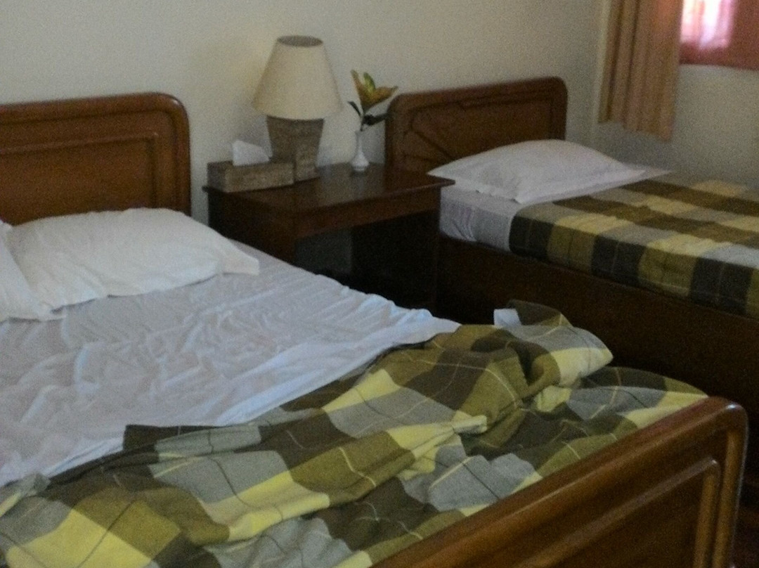 Golden Sunrise Hotel主图