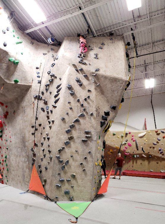 MetroRock Indoor Climbing Centers景点图片