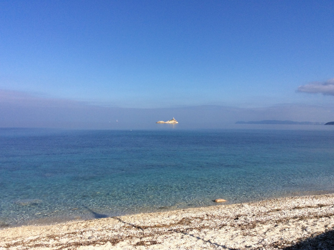 欧姆布洛萨别墅酒店