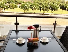 Saburi Service Apartments主图