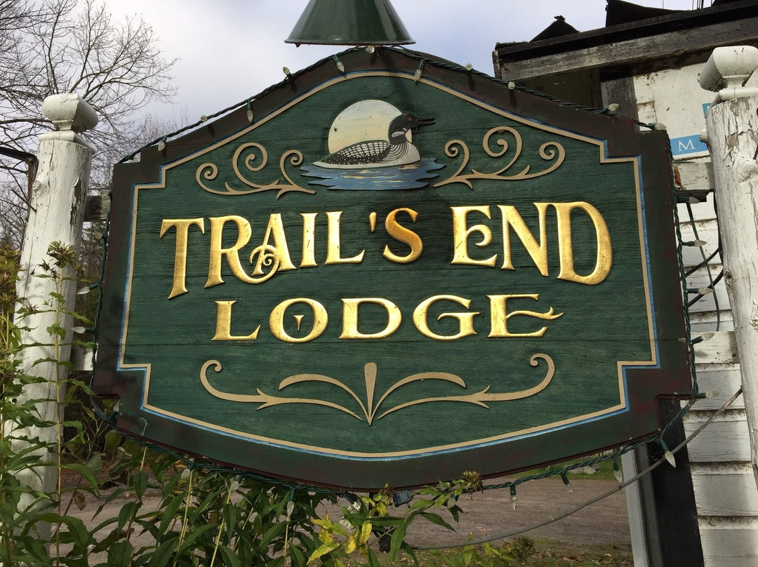 Trail's End Lodge