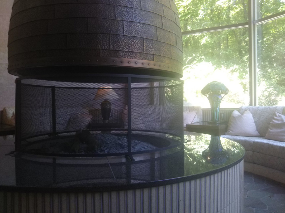 那须费罗拉雄酒店主图