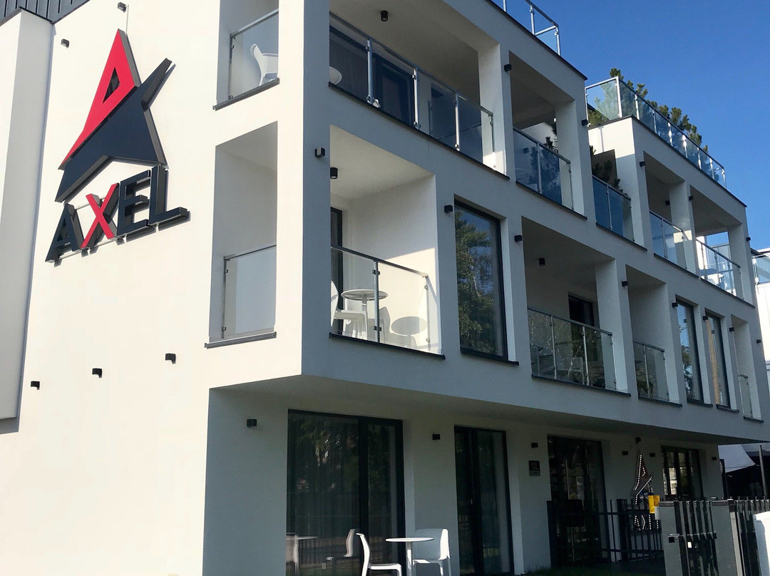 Axel Palace