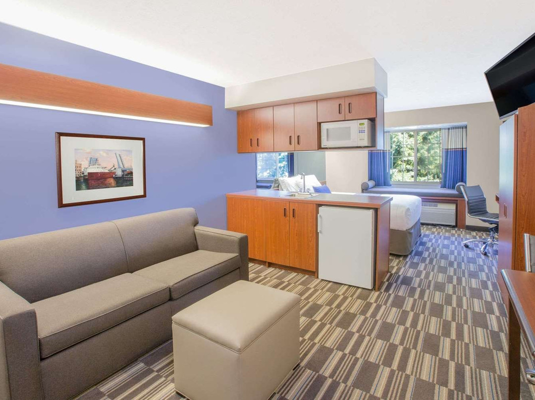 Microtel Inn & Suites By Wyndham Manistee主图