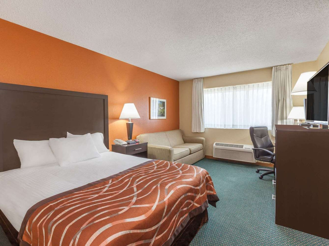 Baymont by Wyndham Midland主图