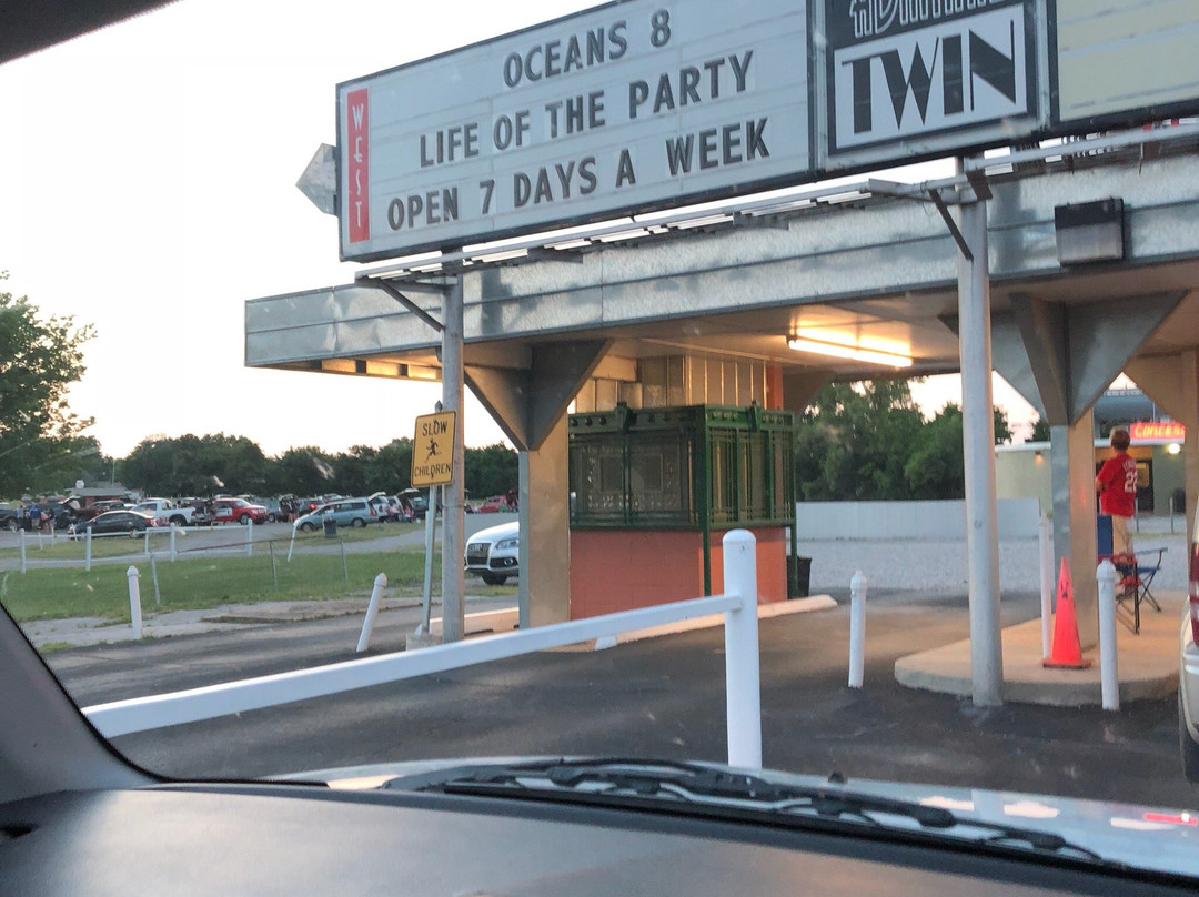 Admiral Twin Drive-In-塔尔萨必去景点