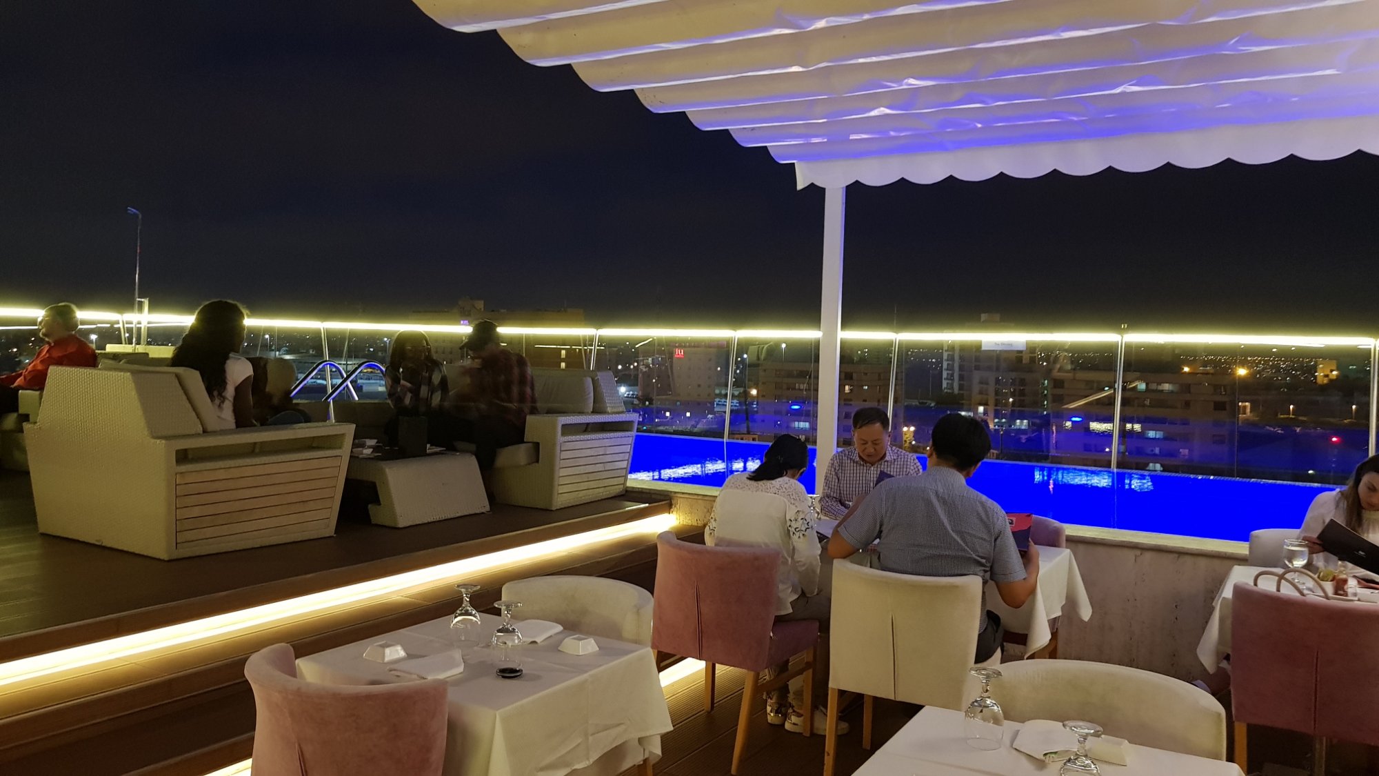 Palmeiras Suite Hotel-餐饮