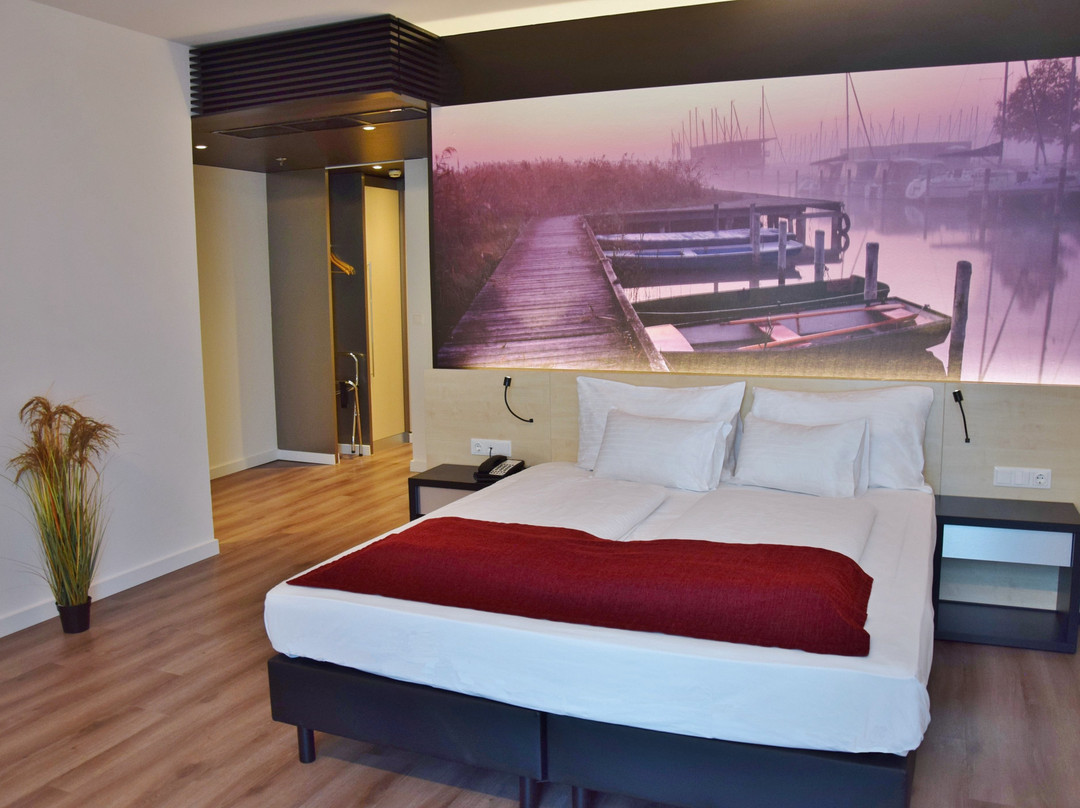 Pannonia Tower Hotel Parndorf主图
