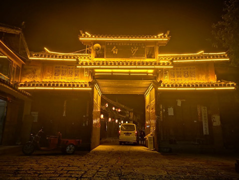 丽江火烈鸟主题客栈（白沙古镇店）主图