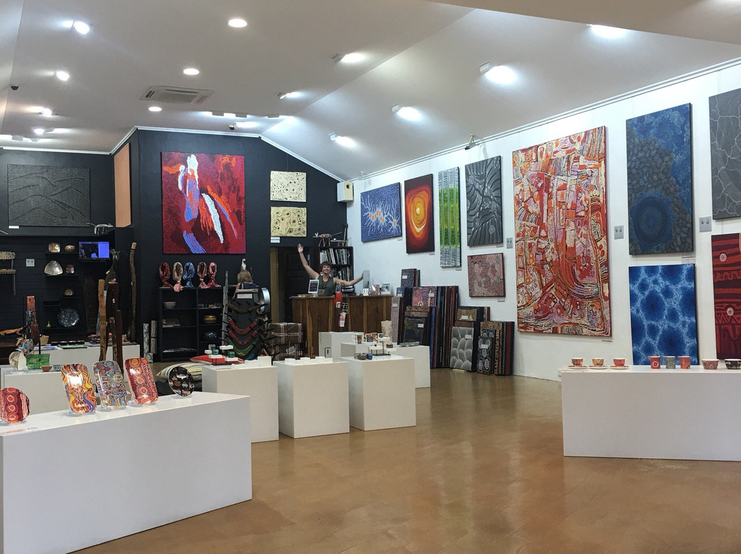 Ngarru Gallery-道格拉斯港必去景点