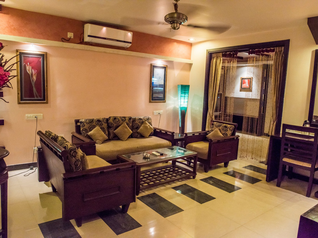 Hotel Pushpak Executive主图