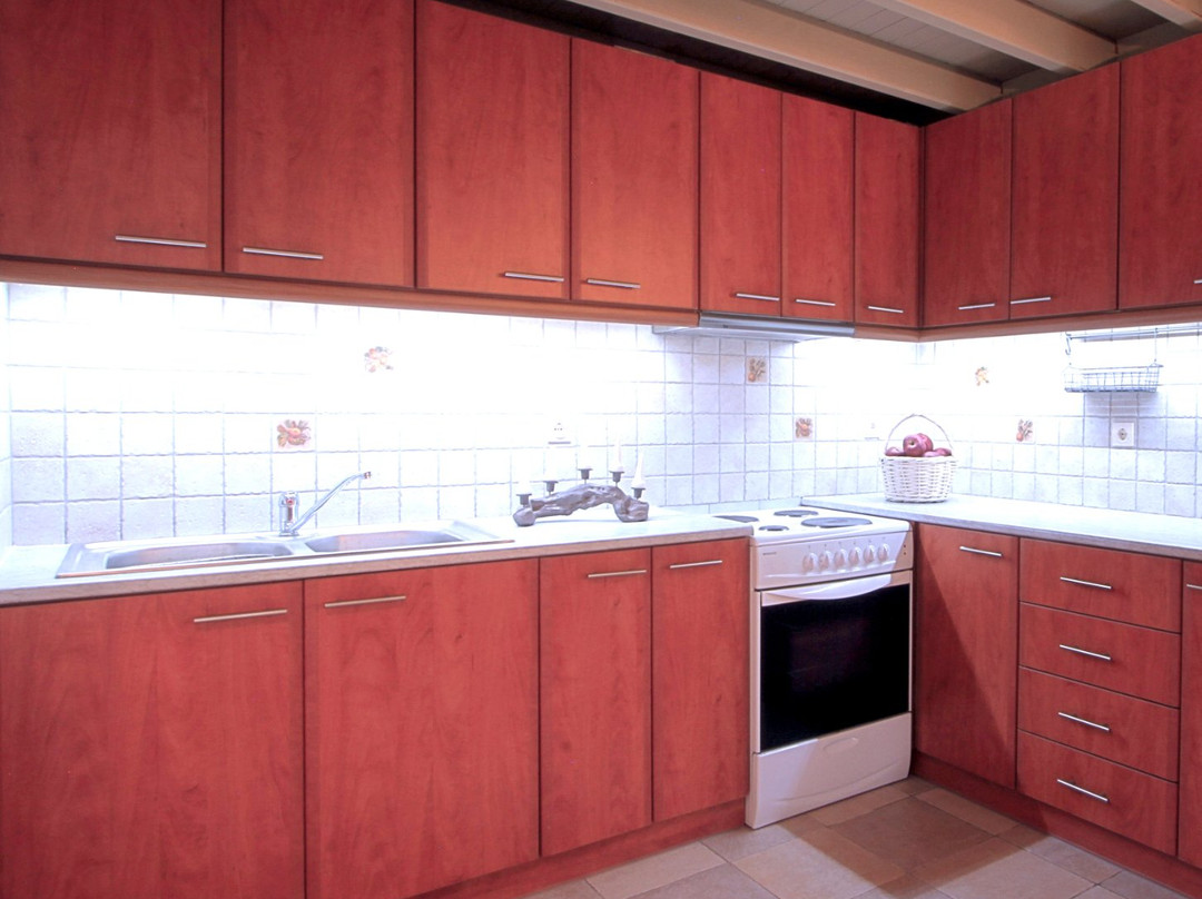 Lydia Lithos Houses主图