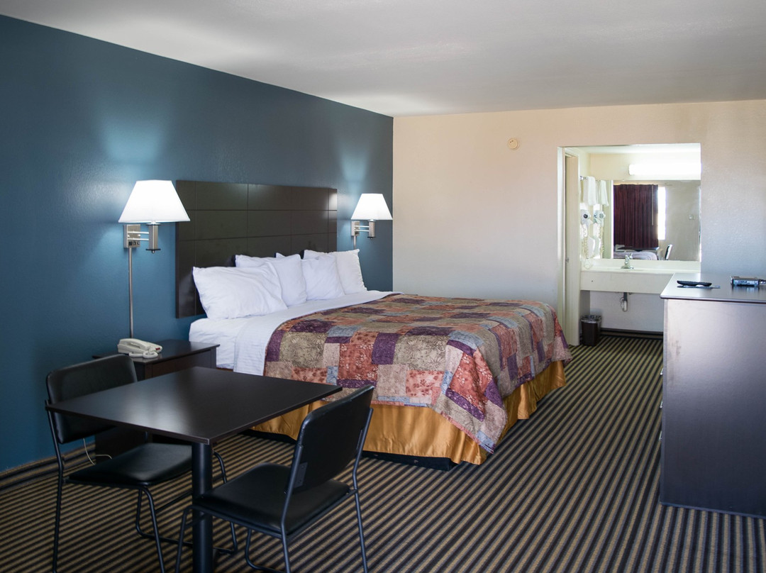 Countryside Inn主图