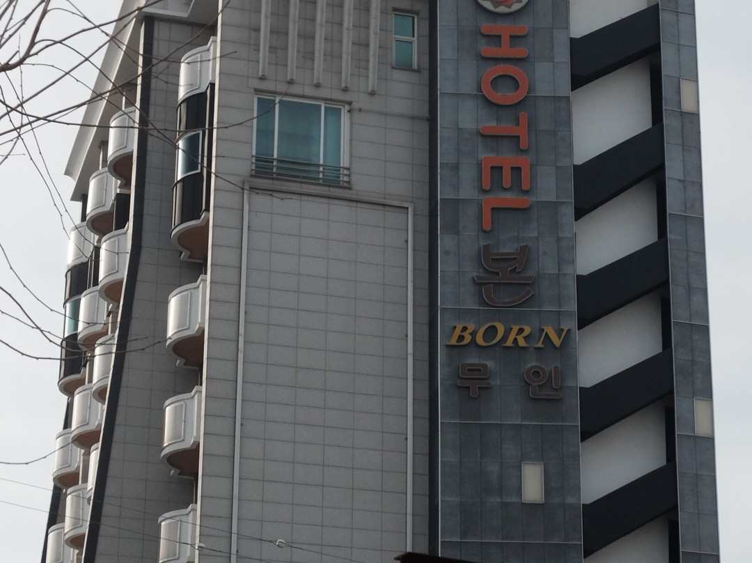 Hotel Born主图