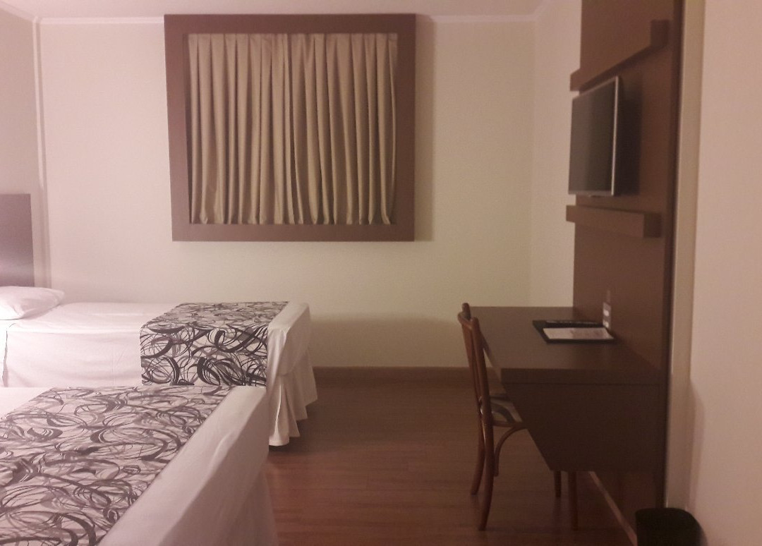 Hotel Caiuá Cascavel主图