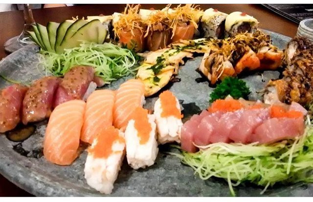 Betim餐馆和美食-DEAI Sushi Lounge