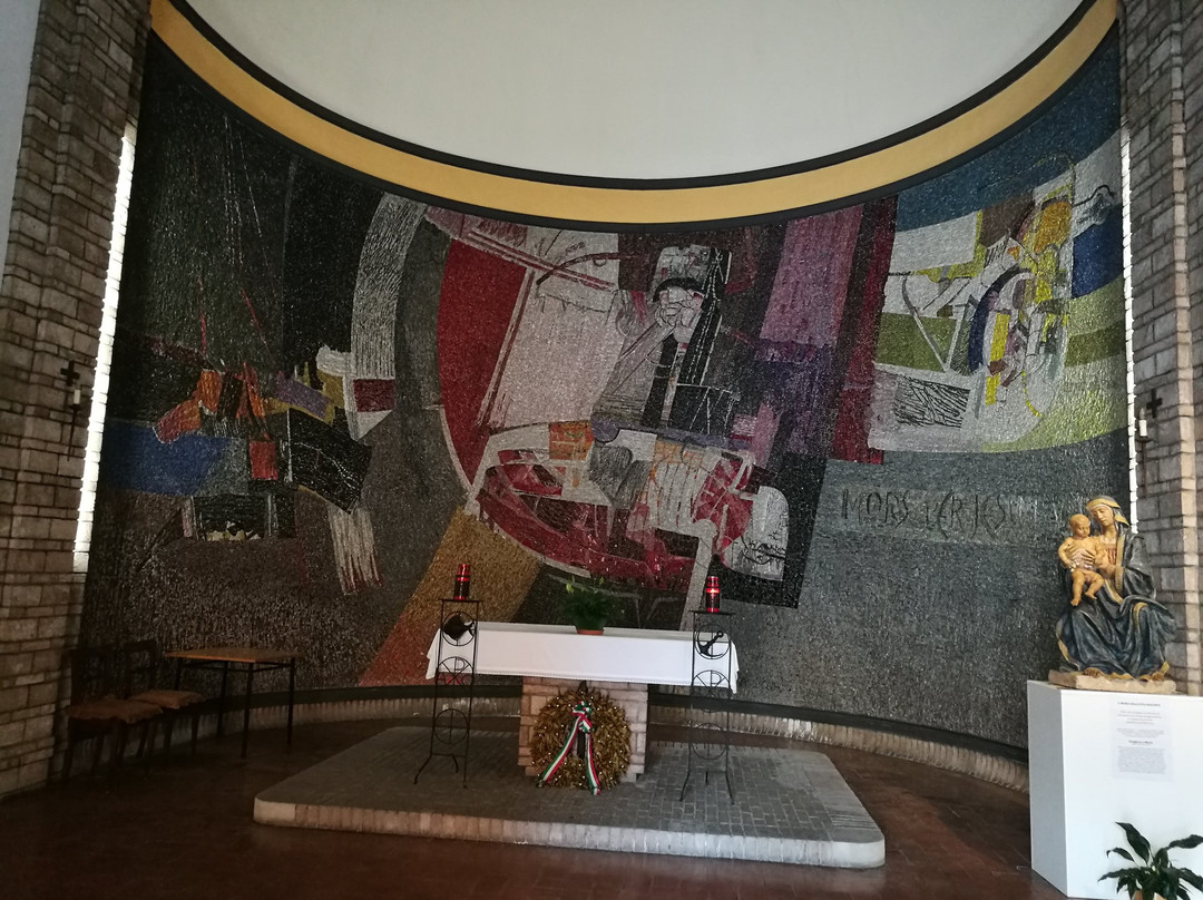 Chiesa dello Spirito Santo e Tempio Votivo-Urbania必去景点