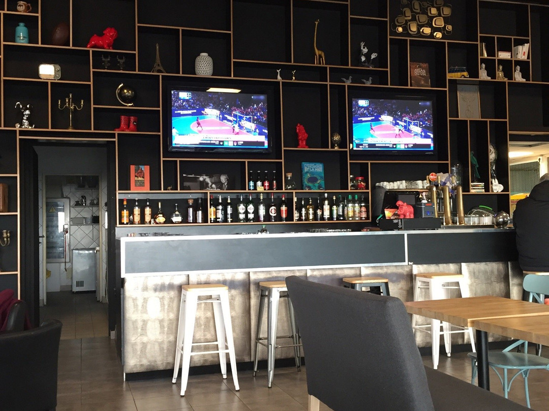 Boulouris餐馆和美食-Roland garros restaurant