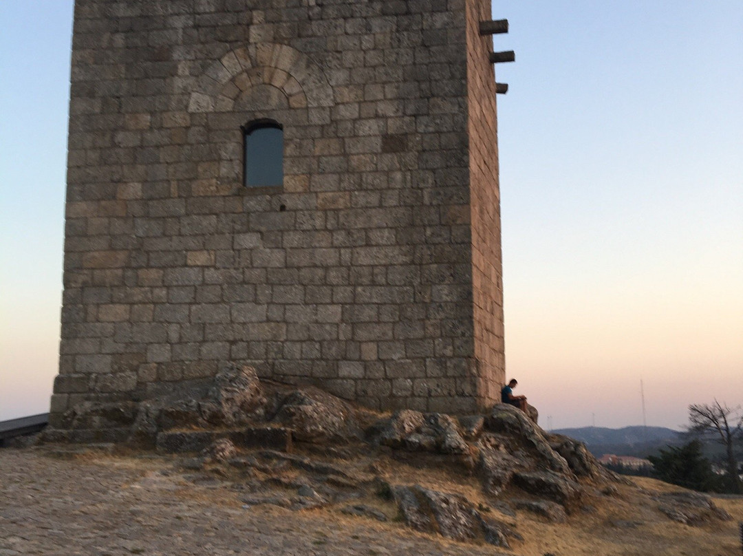 Castle of Guarda景点图片