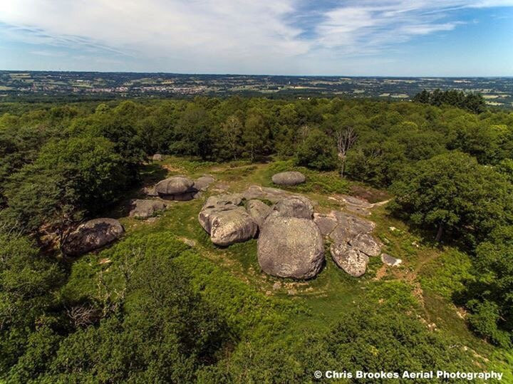 Toulx-Sainte-Croix旅游攻略图片