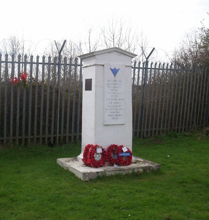 Boreham Airfield War Memorial景点图片