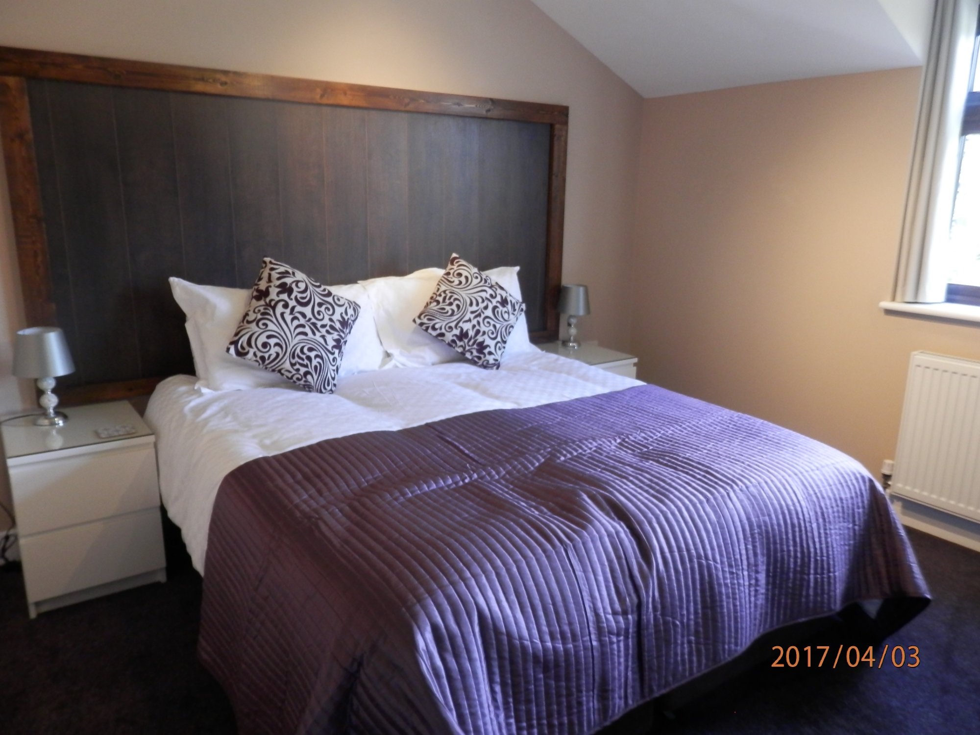 Middle House Bed and Breakfast-官方