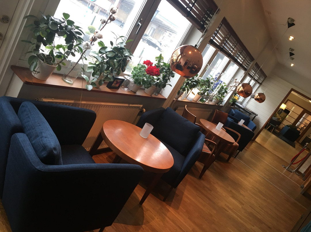 第一约尔延柯克酒店