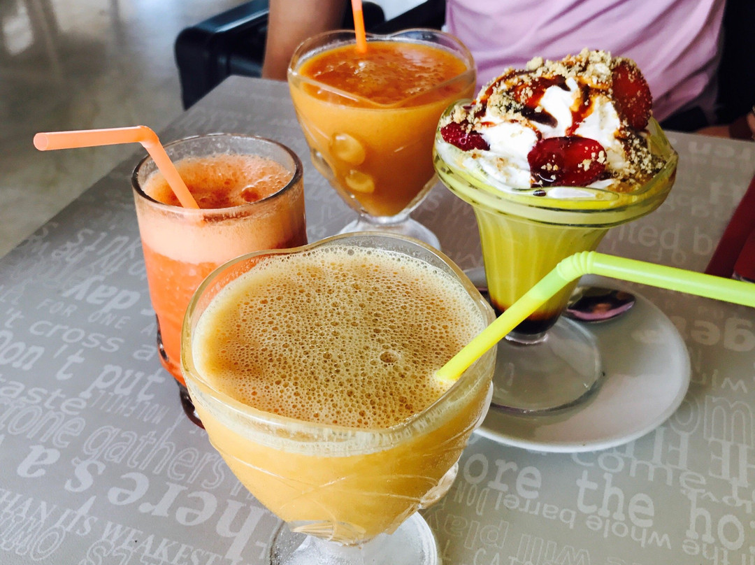 Brikcha餐馆和美食-Cafeteria Buena Vista