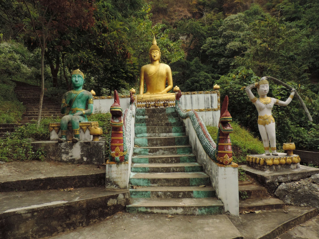 Tham Piu Cave-Xieng Khouang必去景点