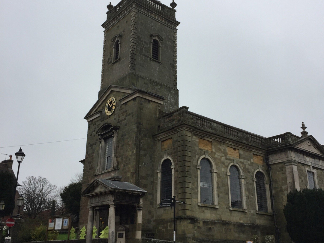 St. Peter and St. Paul's Church景点图片