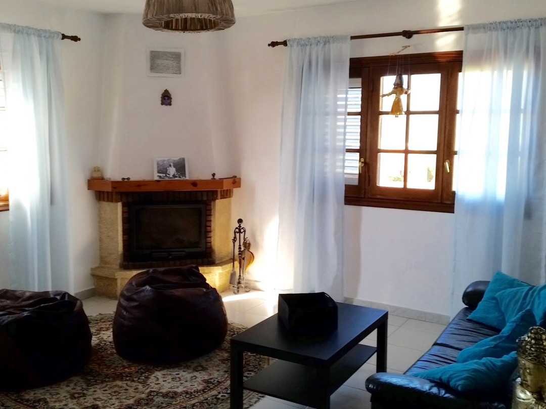 Gayatri Yoga-Tejina必去景点