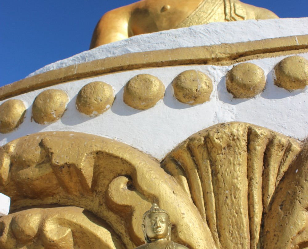 Seated Buddha Statue-Darhan必去景点