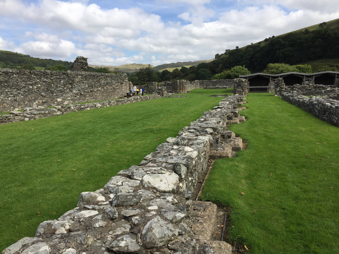 Strata Florida Abbey-Tregaron必去景点