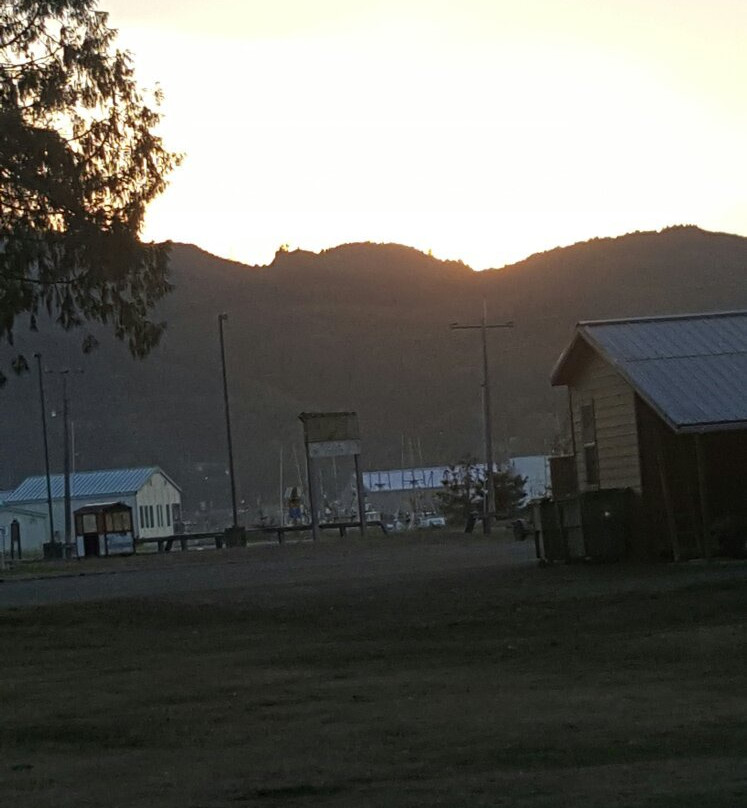 Cape Motel and RV Park主图