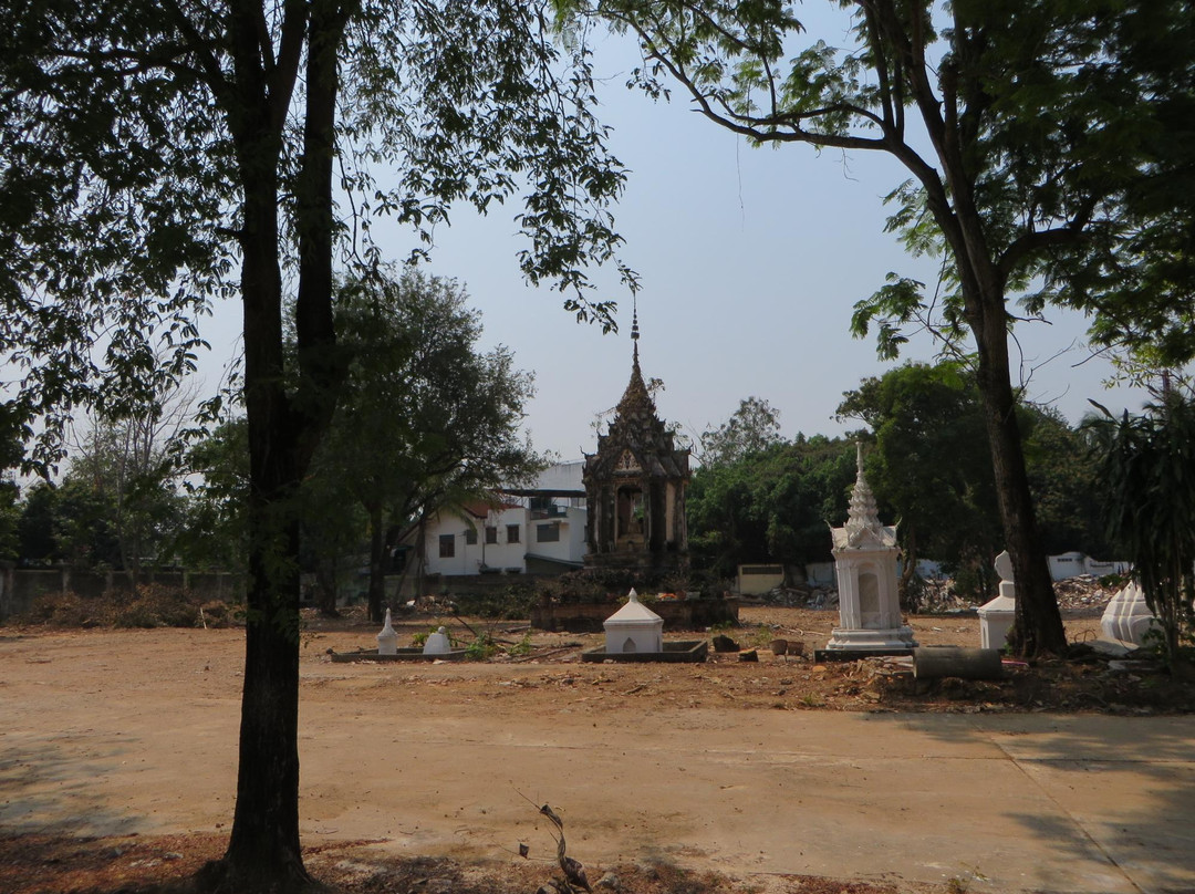 Wat Chai Mongkhon-南邦必去景点