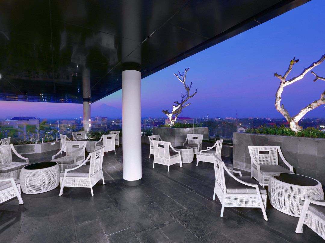 Neo Sky Lounge