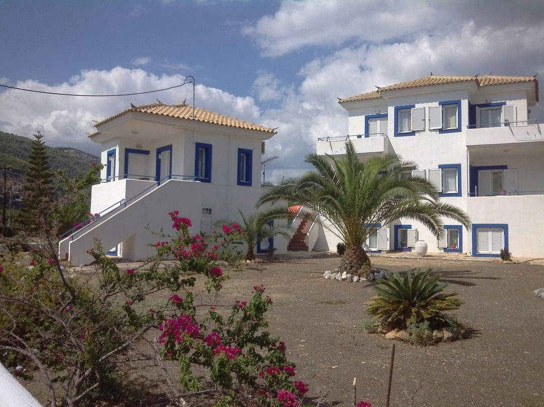 Hotel Avra