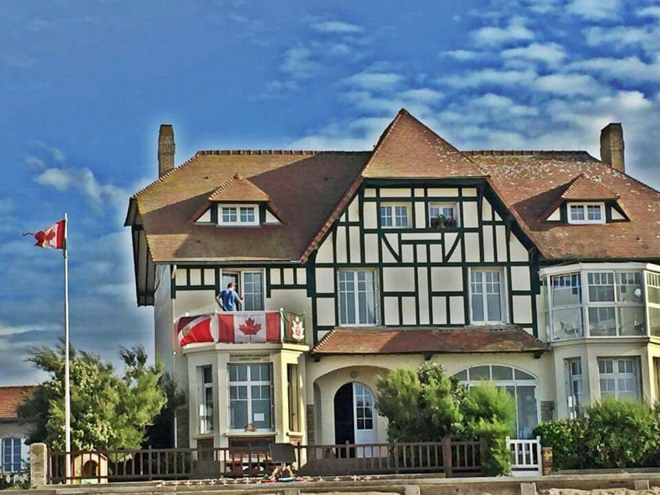 Saint-Aubin-Sur-Mer旅游景点-La Maison des Canadiens