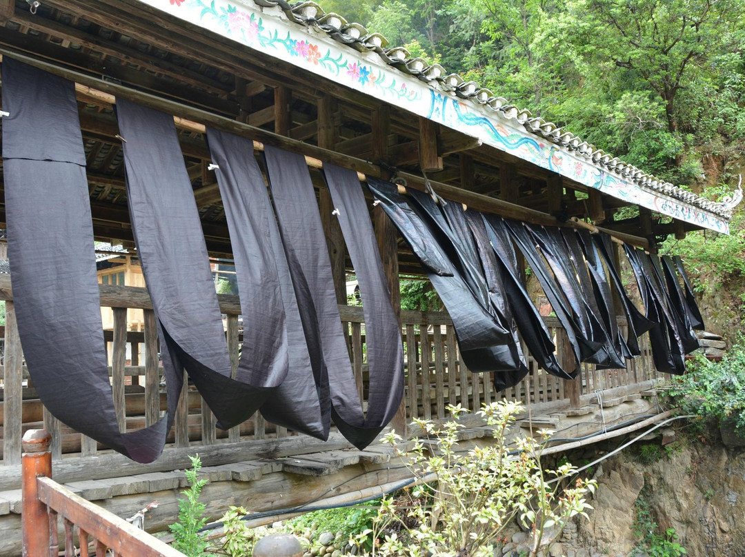 肇兴青定阁景阁主图